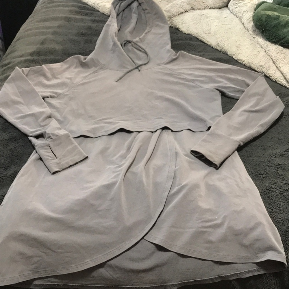 Latched Mama nursing hoodie in Light Gray
